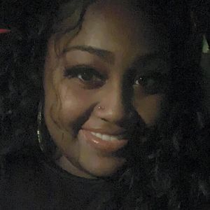 Meet your Posher, Nikki